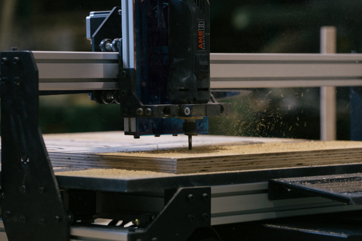 Conseils pour bien débuter avec machine CNC