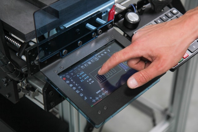 Touch Interface Standard 7"