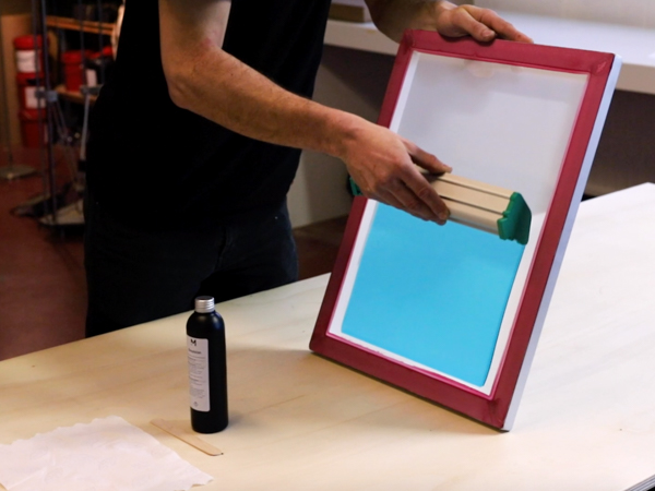 How to make  Screen printing emulsion process 